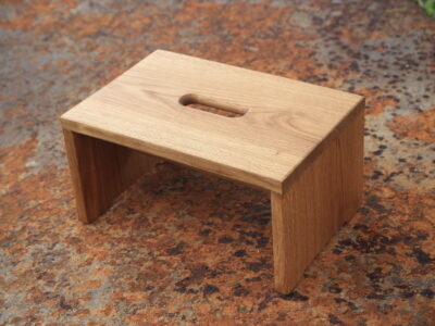 Hocker Schemel aus Holz, Hartholz, Eiche, Leinöl behandelt, Einzelstück #1